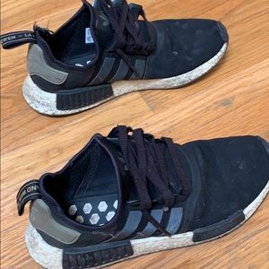 Black olive Nmds
